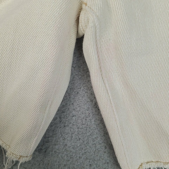 Levi’s Shorts Womens Size 25 (Measured 28 Waist) Made & Crafted Relaxed Distress - Picture 6 of 16